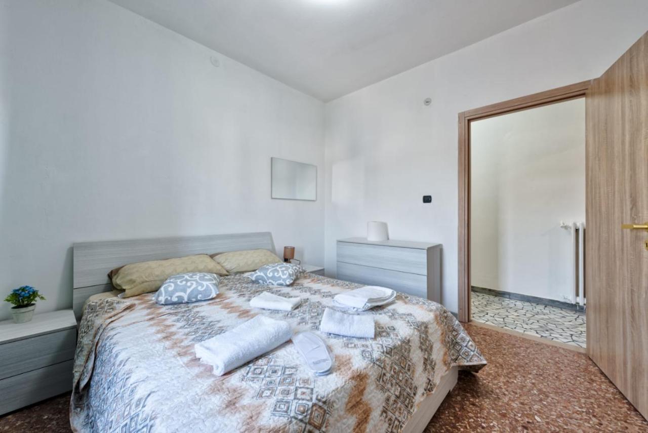 Venice H&S Apt Private Room With Ac & Tv Mestre Exterior foto